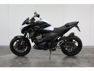 krockskadad bil motor Kawasaki Z 800 ABS 2016