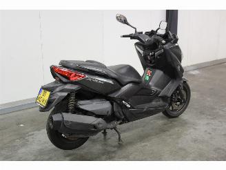 Yamaha YP 400 R picture 4