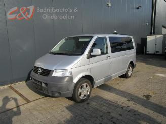 Uttjänta bilar auto Volkswagen Transporter Transporter/Caravelle T5, Bus, 2003 / 2015 1.9 TDi 2009/9