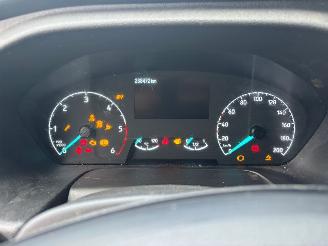 Ford Transit  picture 36