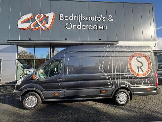 Ford Transit  picture 2