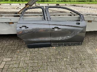 Damaged car Opel Crossland X 2018/1