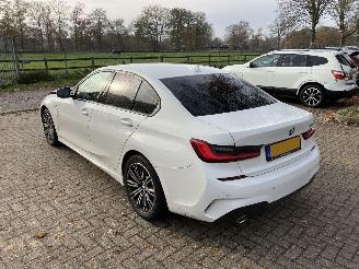 BMW 3-serie 330 E HIGH  EXECUTIVE picture 2