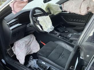 Volkswagen Arteon 2.0 TSI R LINE picture 8