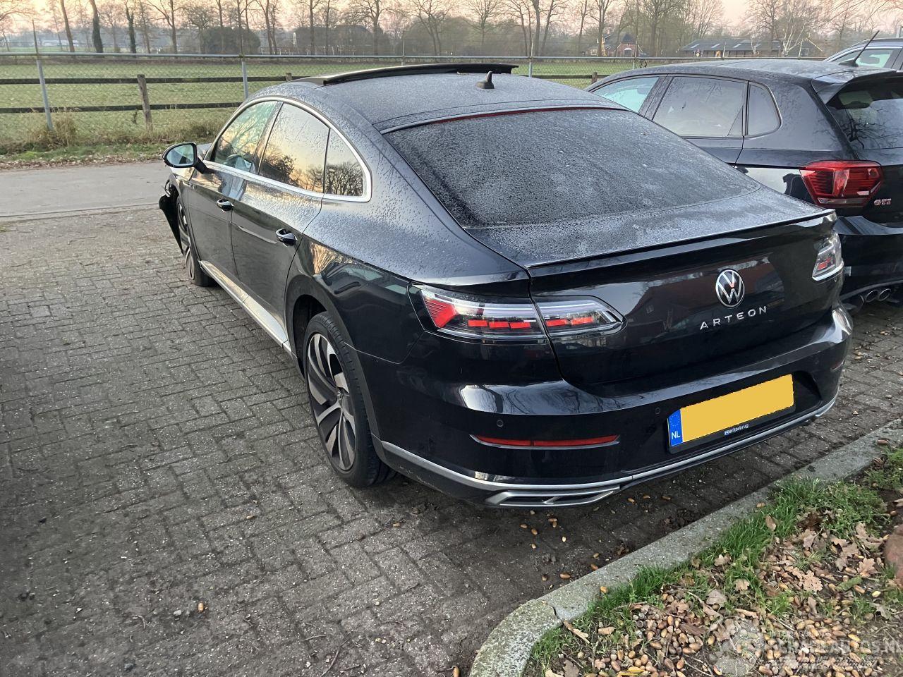 Volkswagen Arteon 2.0 TSI R LINE