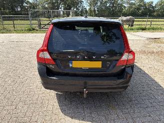 Voiture accidenté Volvo V-70 T4 AUTOMAAT 2011/6