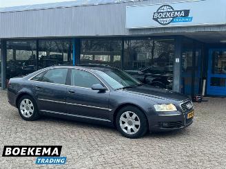 Unfallwagen Audi A8 3.0 TDI Quattro Pro Line Luchtvering Bose Open-Dak 2007/1