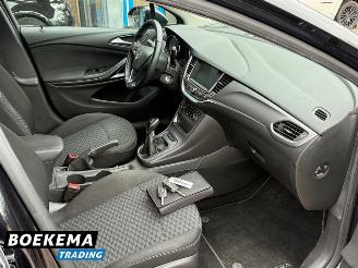Opel Astra Sports Tourer 1.0 Edition Automaat Navigatie Clima Cruise PDC picture 19