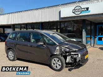 uszkodzony samochody osobowe Citroën C4-picasso 1.2 PT Business 7-Persoons Navigatie Keyless Clima 2016/7