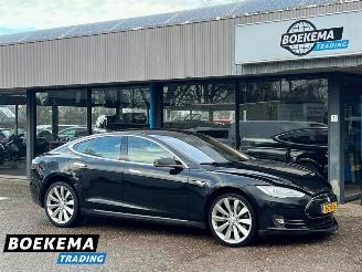 skadebil auto Tesla Model S 85 Base FREE SUPER CHARGE Autopilot Leder BTW 2015/2