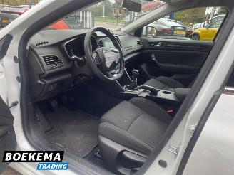 Renault Mégane Estate 1.2 TCe Zen Navigatie Cruise Climate Navi picture 16