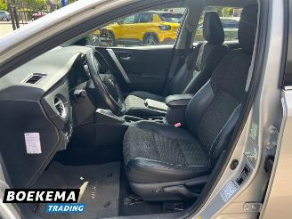 Toyota Auris 1.8 Hybrid Executive Navigatie Climate Cruise PDC picture 15