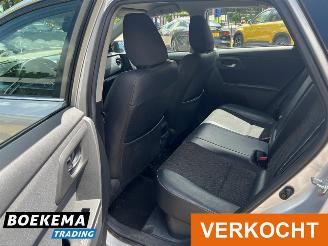 Toyota Auris 1.8 Hybrid Executive Navigatie Climate Cruise PDC picture 16