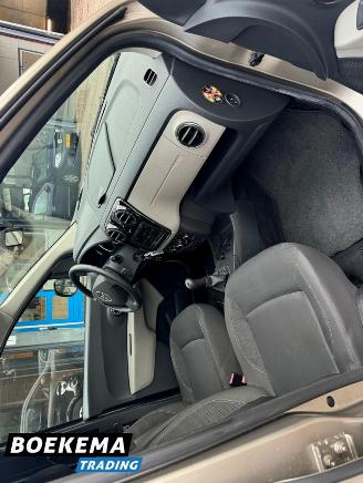 Dacia Lodgy 1.2 TCe Lauréate Navi Airco Cruise Orig NL+NAP picture 16