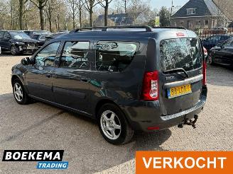 Dacia Logan MCV 1.6 16V Lauréate 7-Persoons Airco picture 3