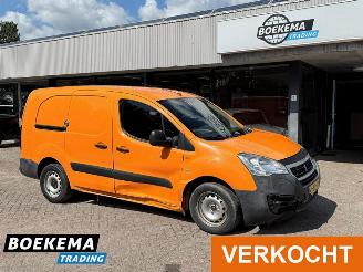 krockskadad bil bedrijf Peugeot Partner 122 1.6 BlueHDi 100 L2 Pro S&S Airco Schuifdeur PDC 2018/5
