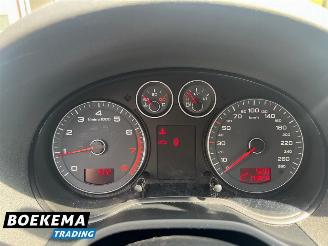 Audi A3 Sportback 1.6 Ambition Airco Cruise Stoelverwarming picture 16