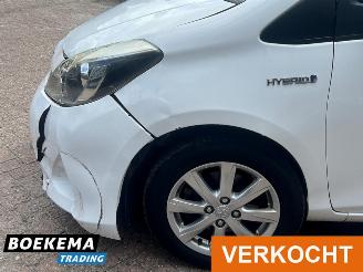 Toyota Yaris 1.5 Full Hybrid Aspiration Climate Cruise Navi Camera picture 8