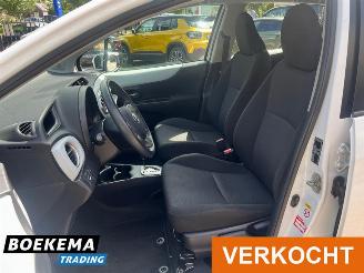 Toyota Yaris 1.5 Full Hybrid Aspiration Climate Cruise Navi Camera picture 19
