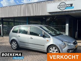 Damaged car Ford Focus C-Max 1.8 125PK Airco Cruise PDC trekhaak 2005/9