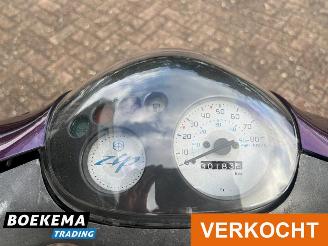 Piaggio  Zip 45KM 4T LED picture 15