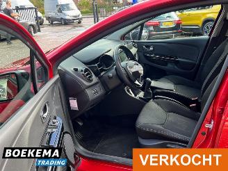 Renault Clio 0.9 TCe Expression Cruise Climate Navi picture 14