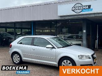 krockskadad bil auto Audi A3 1.6 TDI Attraction Navigatie Cruise Climate 2011/7