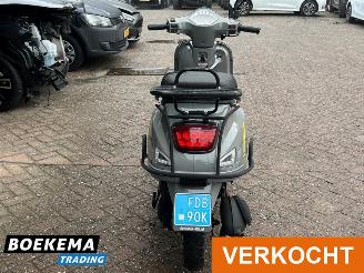 BTC  Felice E5 25KM Led USB Valbeugels picture 9