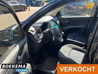 Hyundai I-10 1.25i Dynamic Automaat Airco 5-Deurs picture 16