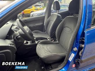 Peugeot 206 1.1 XR Airco 5-Deurs Elek-Ramen picture 14