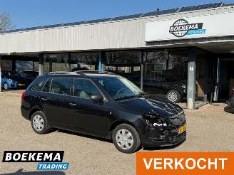 krockskadad bil auto Skoda Fabia Combi 1.2 12V Fresh Airco 2012/1