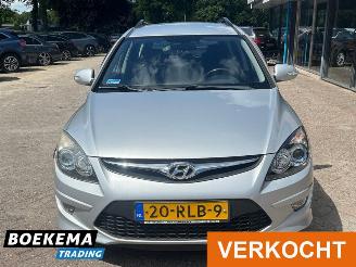 Hyundai I-30 CW 1.6i i-Motion Climate Cruise Trekhaak picture 5