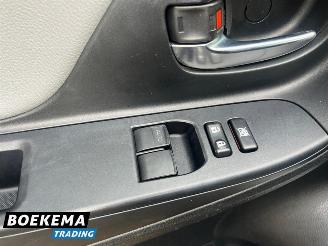Toyota Yaris 1.3 VVT-i Navigatie Cruise Airco Camera Trekh. picture 22