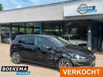 skadebil auto Volkswagen Golf 1.5 TSI Comfortline Automaat Navigatie Camera Stoelverw. Cruise 2018/4