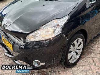 Peugeot 208 1.2 e-VTi Envy Aut Navi Clima Cruise PDC picture 7