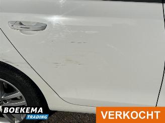 Volkswagen Golf 1.4 TSI 122PK Highline Automaat Navi Cruise Climate trekh. picture 12