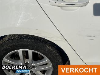 Volkswagen Golf 1.4 TSI 122PK Highline Automaat Navi Cruise Climate trekh. picture 13