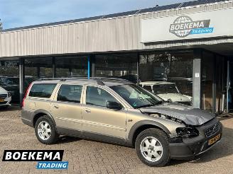 skadebil auto Volvo Xc-70 2.4 T Comfort Line 200 PK Leder Airco Cruise Trekh. 2002/1