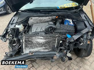 Volkswagen Tiguan 2.0 TDI Comfort&Design Pano Stoelverw. Cruise Climate PDC Trekh. picture 10