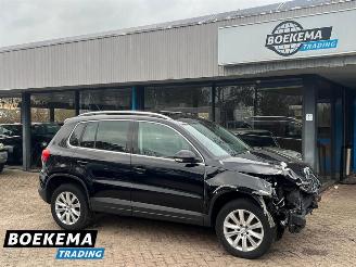 Coche accidentado Volkswagen Tiguan 2.0 TDI Comfort&Design Pano Stoelverw. Cruise Climate PDC Trekh. 2011/3