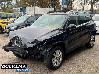 Volkswagen Tiguan 2.0 TDI Comfort&Design Pano Stoelverw. Cruise Climate PDC Trekh. picture 4