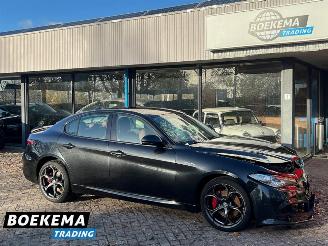 Auto incidentate Alfa Romeo Giulia 2.0 T AWD Veloce 280PK Aut Leer Navi Stuur/Stoelverw. Cruise PDC 2017/5