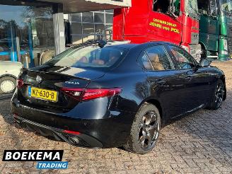 Alfa Romeo Giulia 2.0 T AWD Veloce 280PK Aut Leer Navi Stuur/Stoelverw. Cruise PDC picture 2