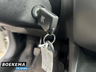 Peugeot 108 1.0 e-VTi Active Airco 5-Deurs picture 27