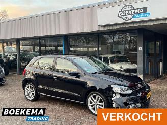 Unfallwagen Volkswagen Polo 1.2 TSI Highline 110PK DSG Stoelverwarming Navigatie Camera Climate 2014/9
