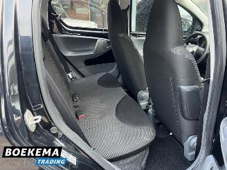 Toyota Aygo 1.0-12V Navigator Automaat Airco 5-Deurs picture 19