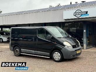 krockskadad bil bedrijf Nissan Primastar 2.5 DCI Automaat Airco 3-pers Cruise 2006/8