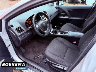 Toyota Avensis wagon 1.8 VVTi Navigatie Camera Climate Cruise picture 12