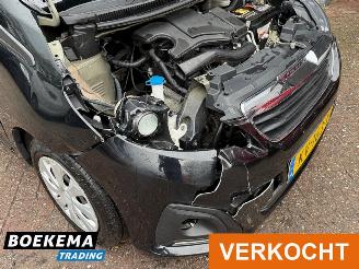 Peugeot 108 1.0 e-VTi Active Airco 5-Deurs picture 11