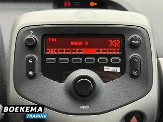 Peugeot 108 1.0 e-VTi Active Airco 5-Deurs picture 23